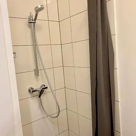 5 Bett Monteurwohnung In Hauptstrasse Apartment