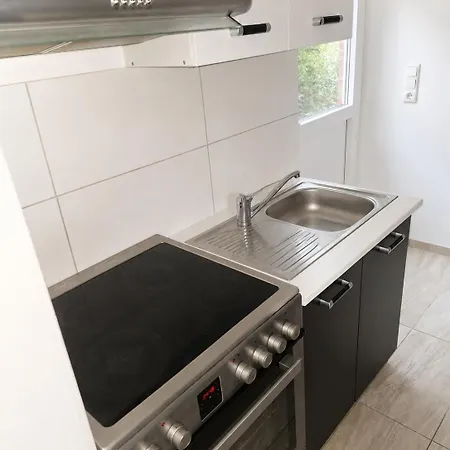 5 Bett Monteurwohnung In Hauptstrasse Appartement Emden