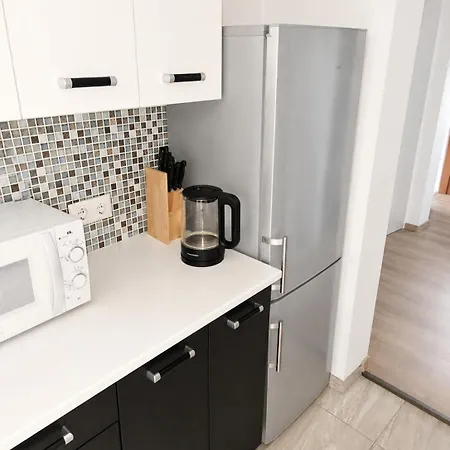 Appartamento 5 Bett Monteurwohnung In Hauptstrasse *
